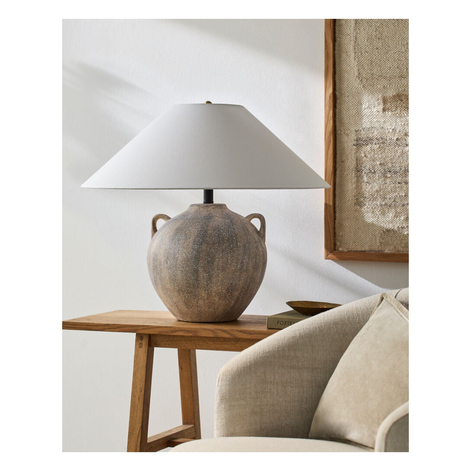 Araya Accent Table Lamp GAAR-001 - styleshot