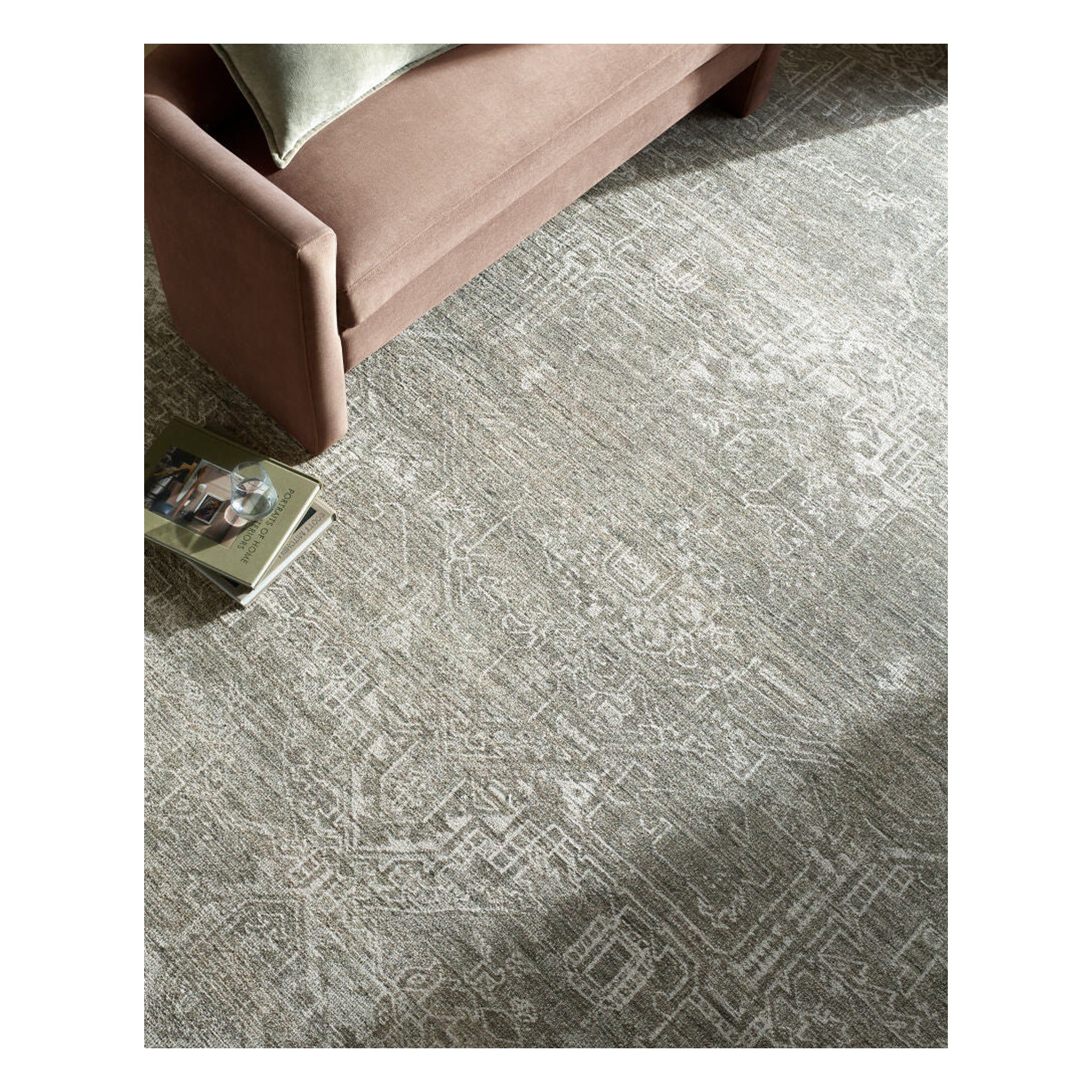 MaryAnn Bench - styleshot