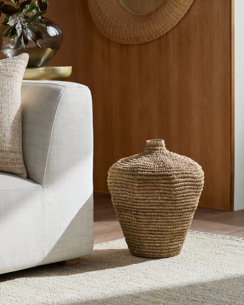 Chiya Vase GACI-003 - styleshot