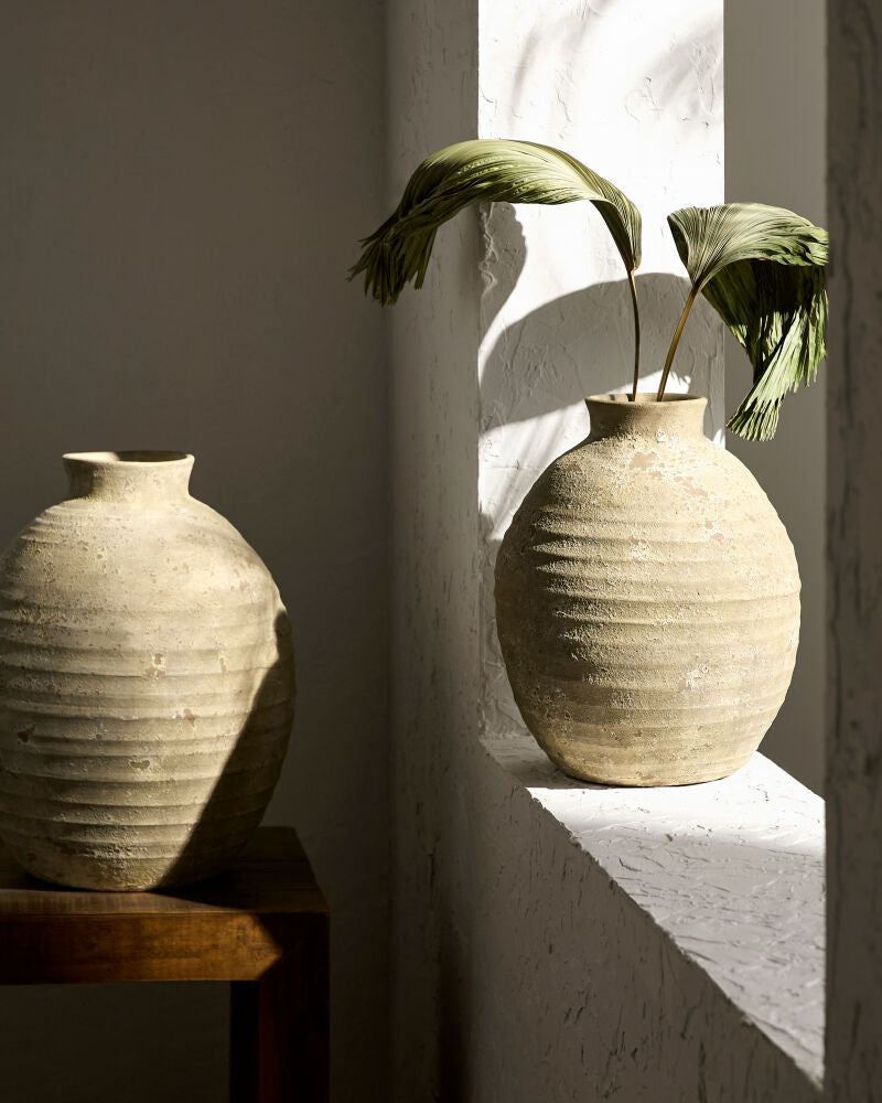 Hartnett Vase - styleshot