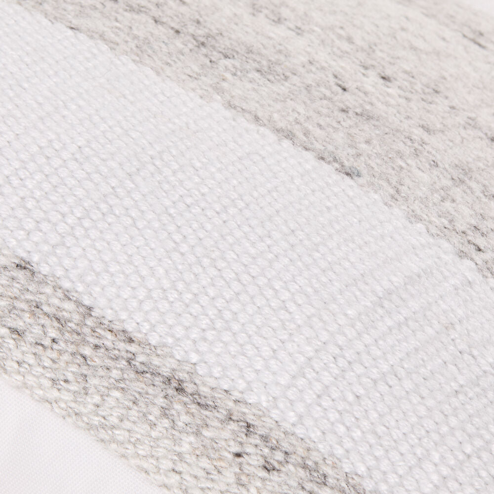 Katalina Accent Pillow GAKL-001 - texture