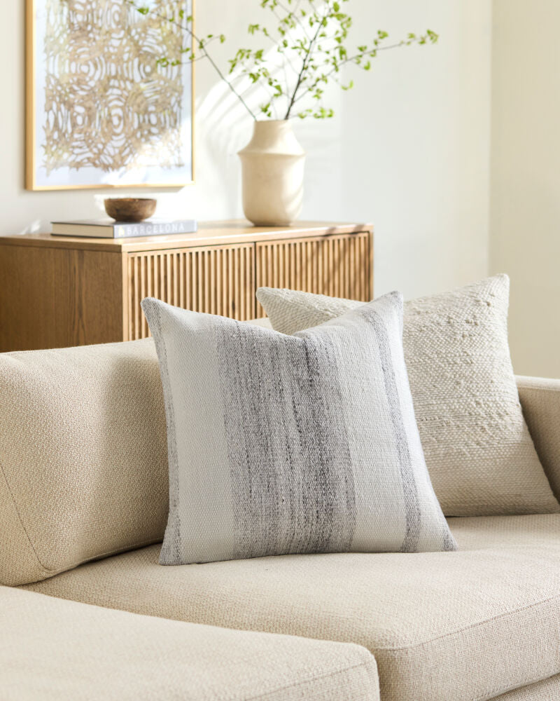Katalina Accent Pillow GAKL-001 - styleshot