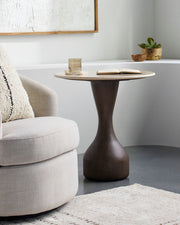 Mila Rose End Table GAMA-001 - styleshot