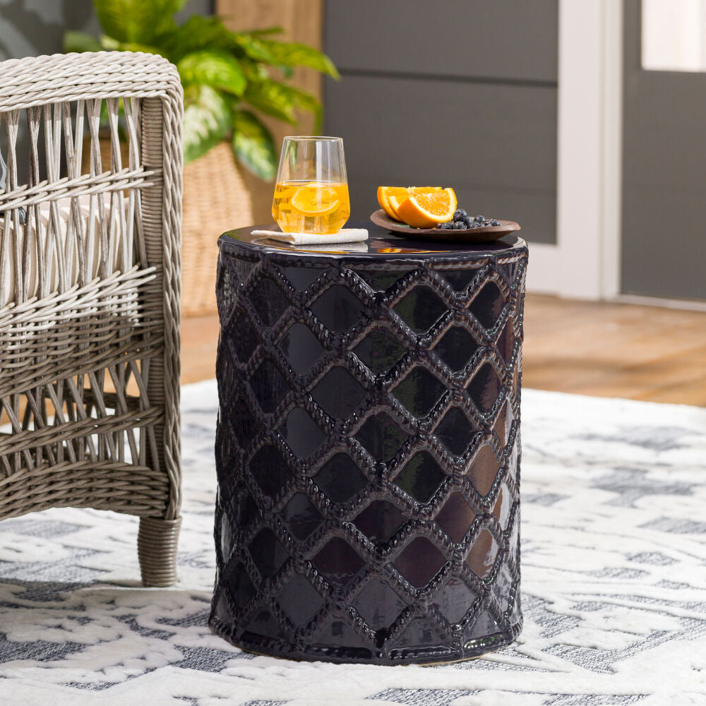 Gaylor Garden Stool GAY-002 - styleshot