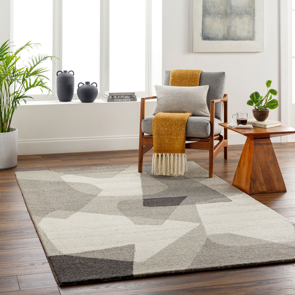 Granada Beige/Light Gray Handmade Rug - roomscene