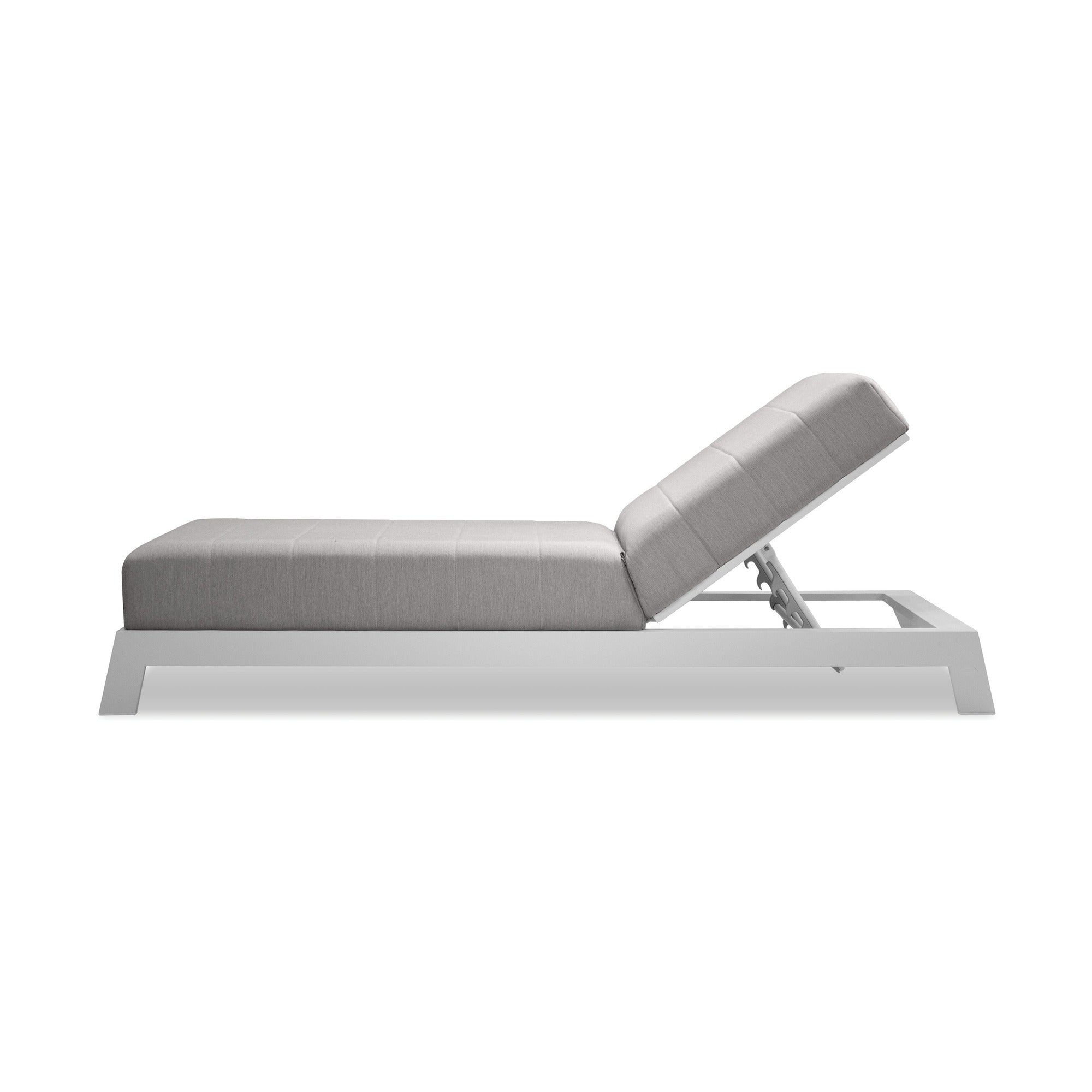 Hanlan Lounger Chair by Mobital - image 3