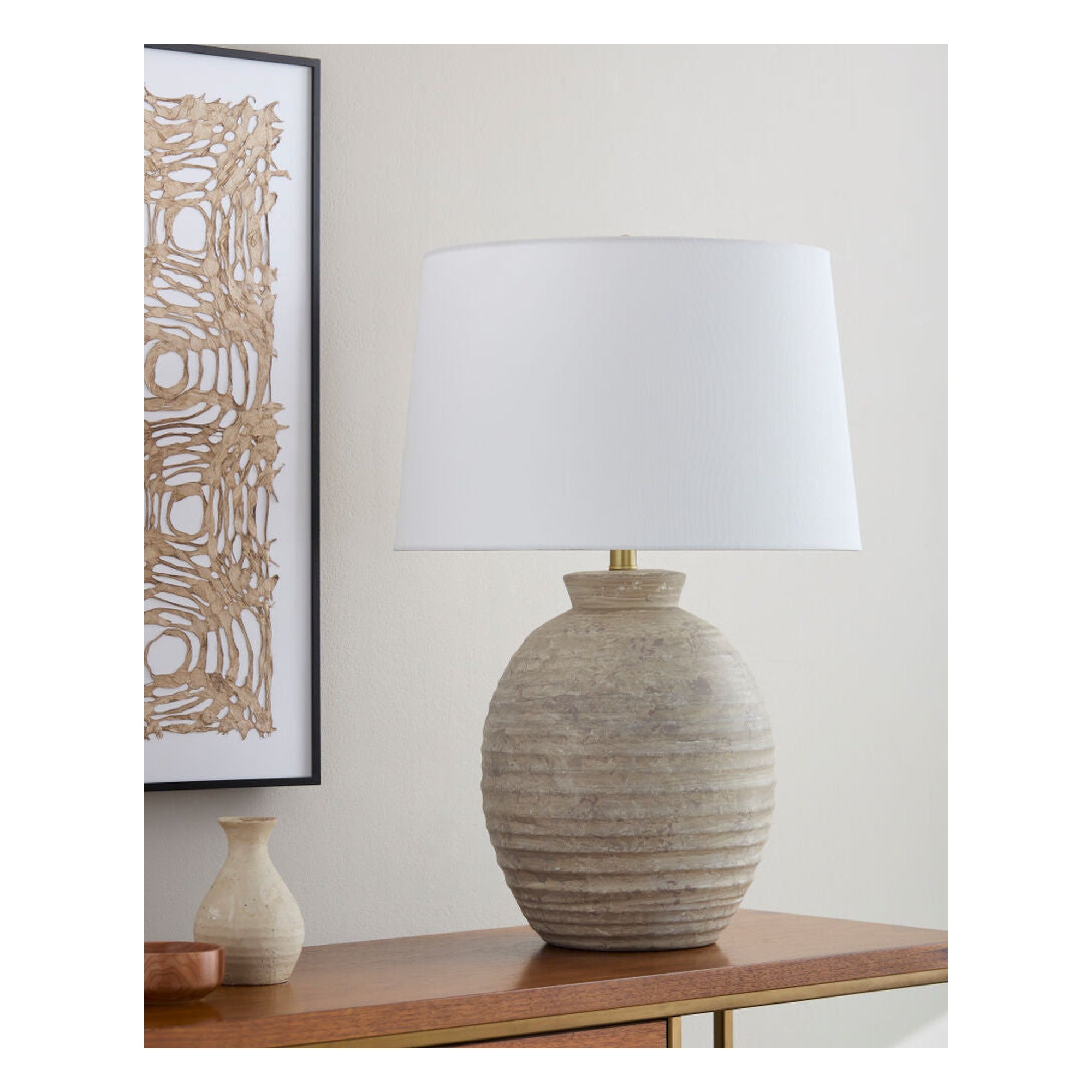 Hudun Accent Table Lamp - styleshot