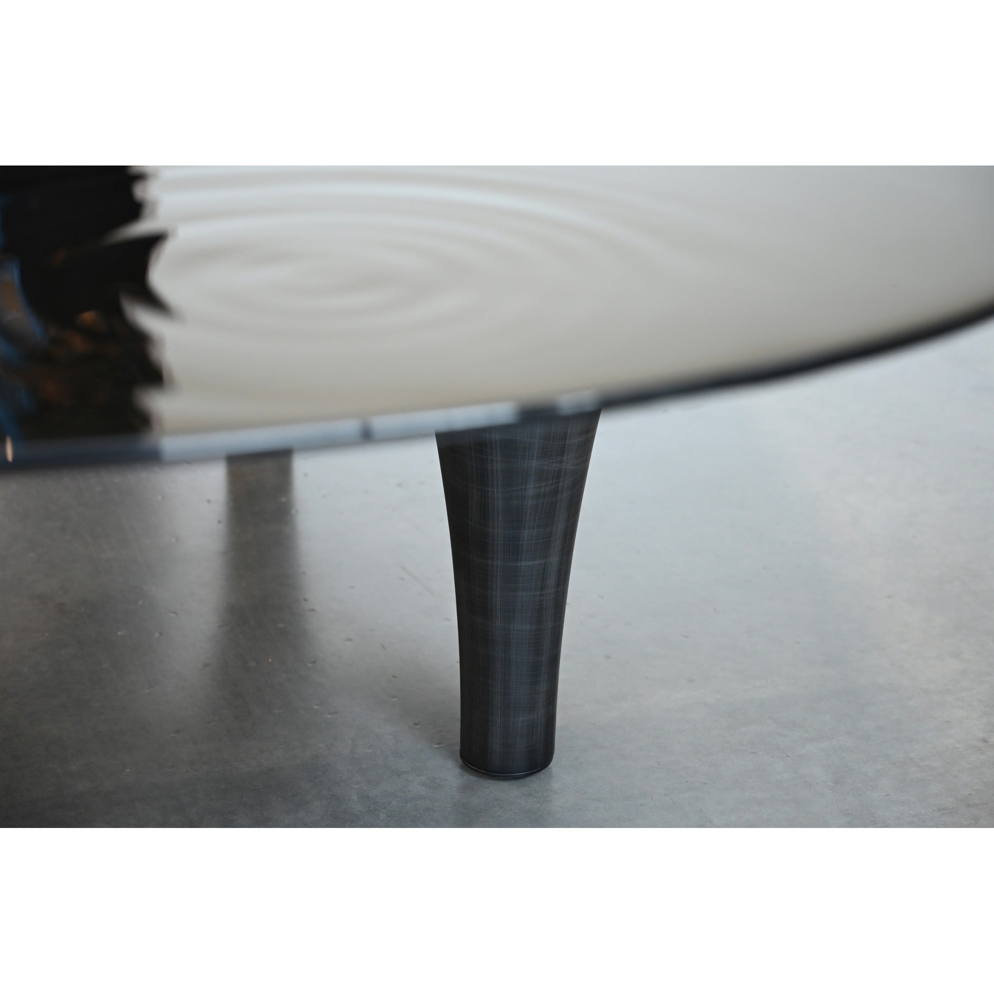 Heli Dining Table by Mobital - image 5