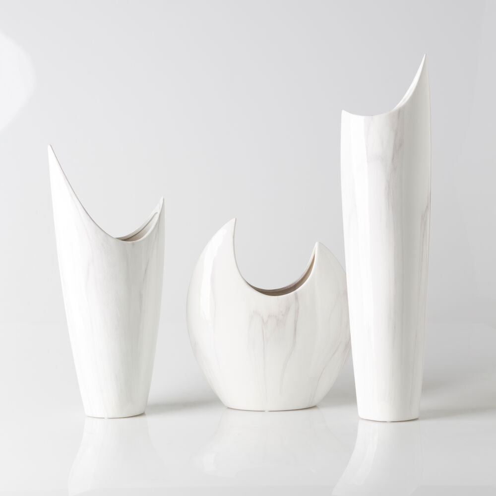 Hamilton Vase - styleshot