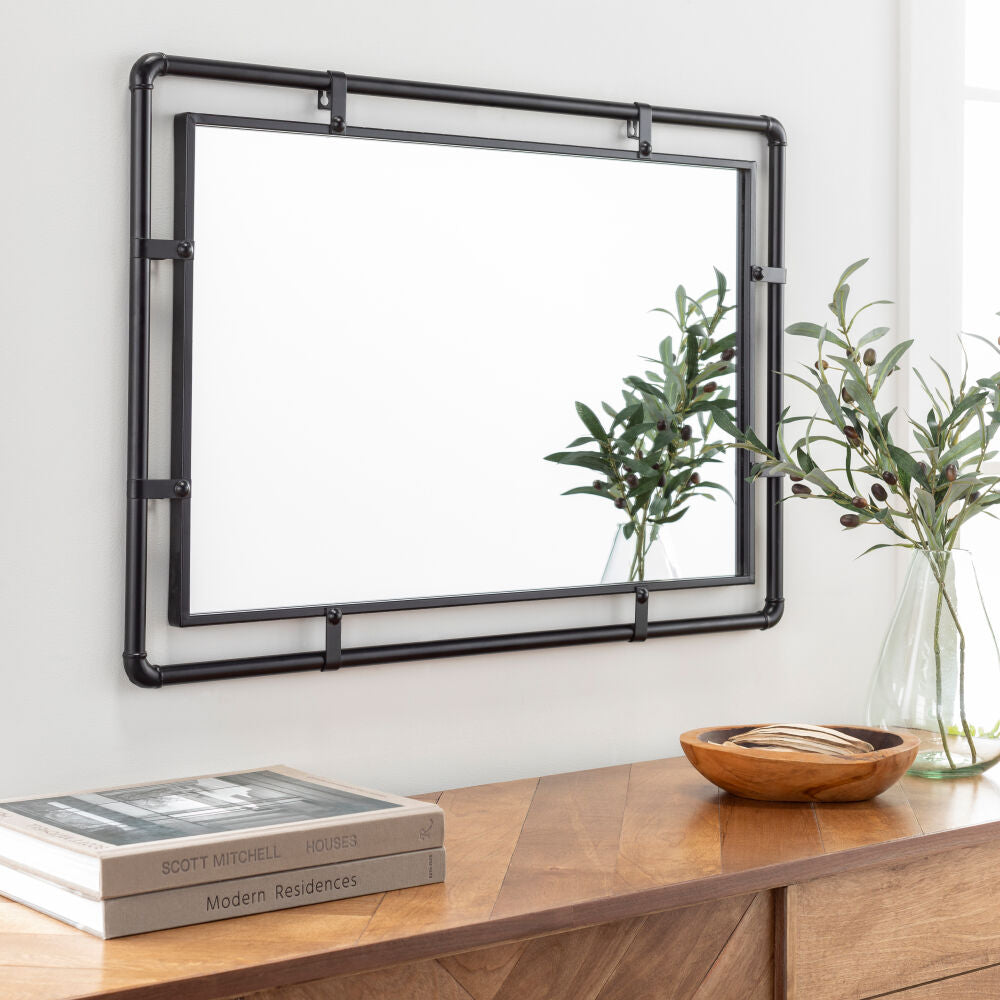 Indus Accent Mirror - styleshot