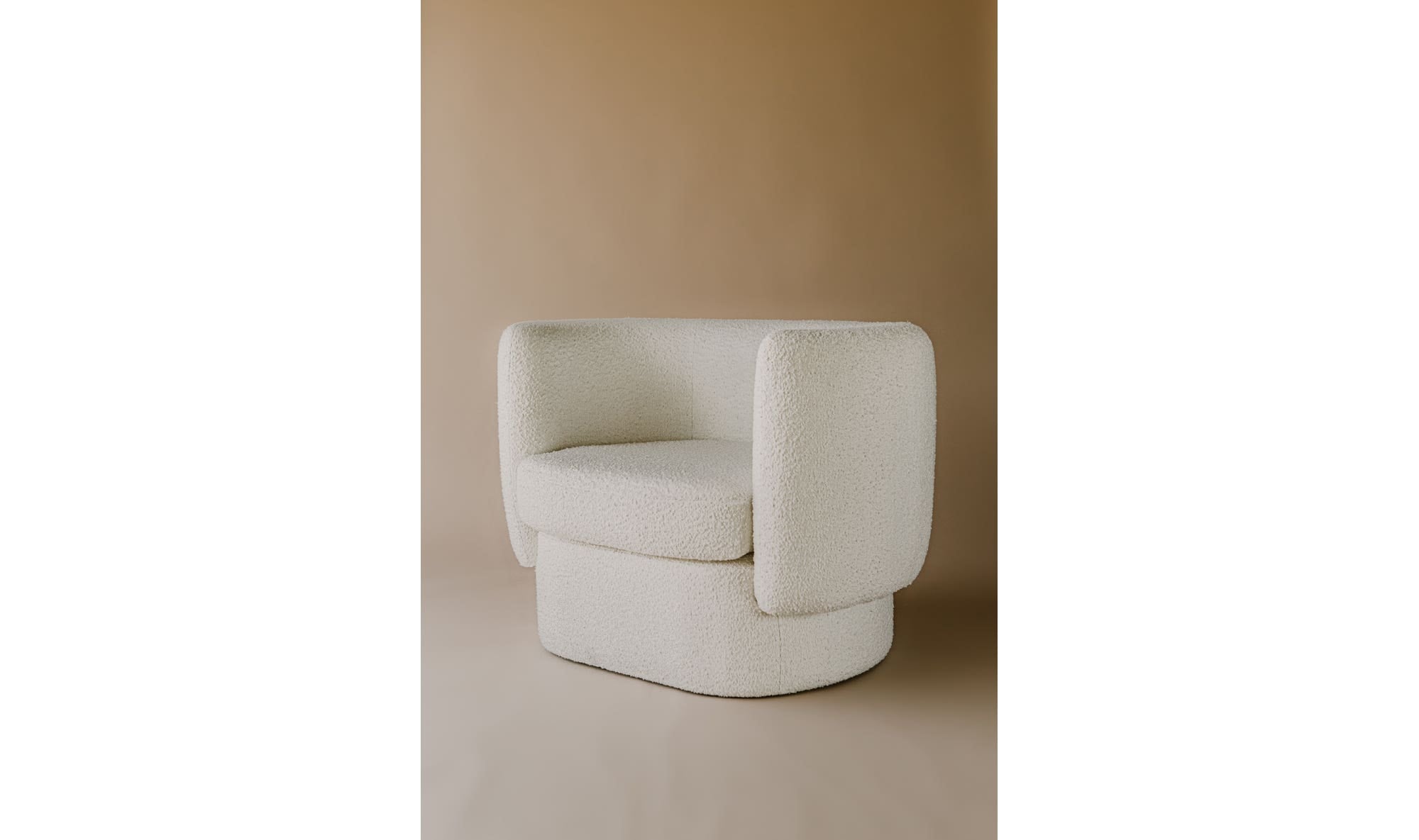 Koba Chair Maya White by Moe's Home Collection - view 17