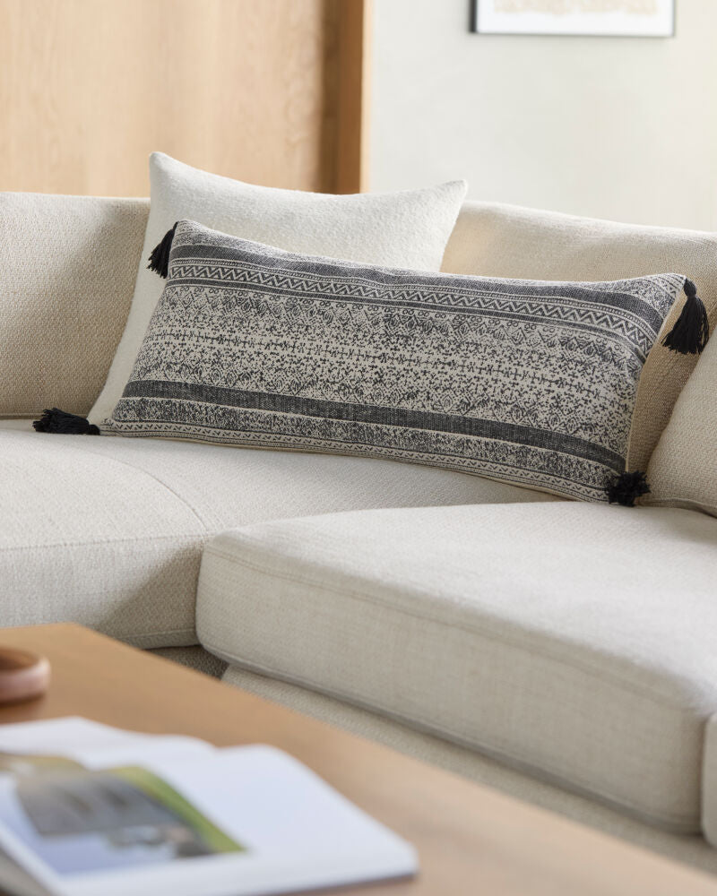 Janya Lumbar Pillow JNY-004 - styleshot
