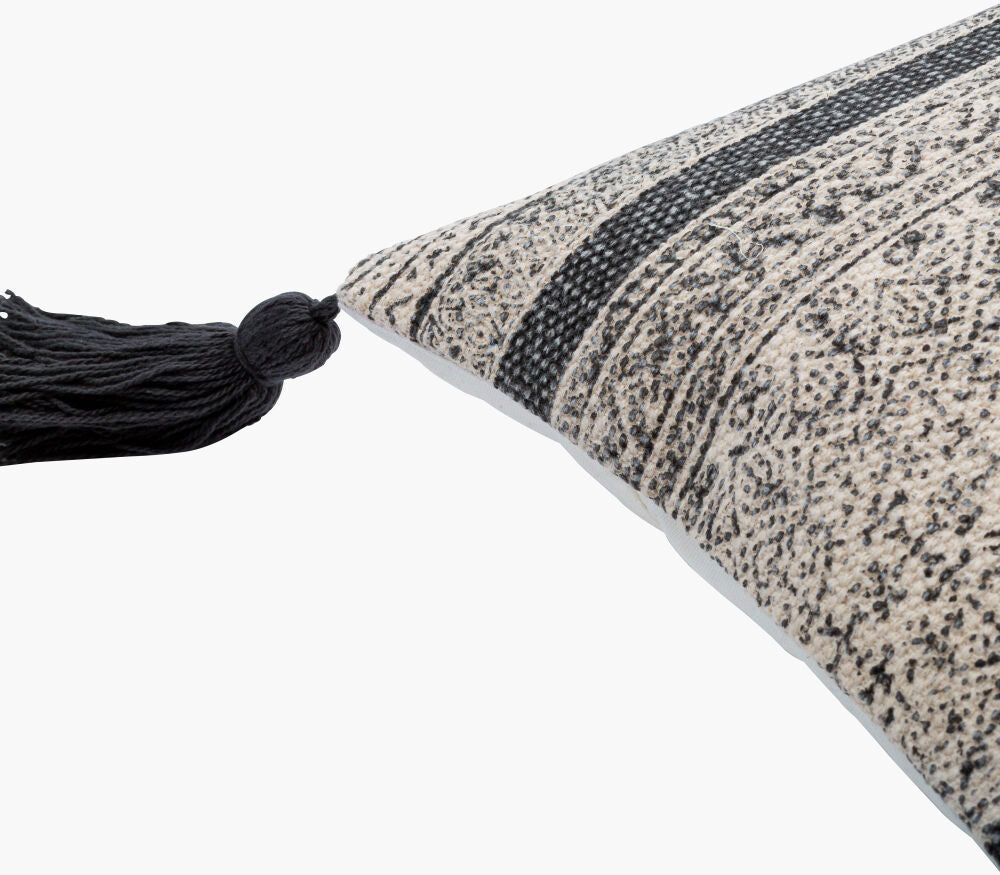 Janya Lumbar Pillow JNY-004 - corner