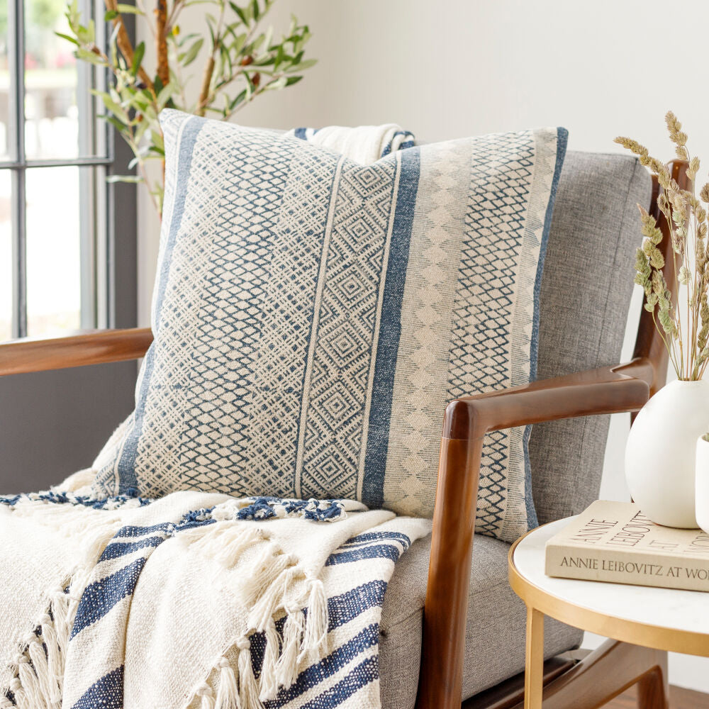 Janya Lumbar Pillow JNY-008 - styleshot