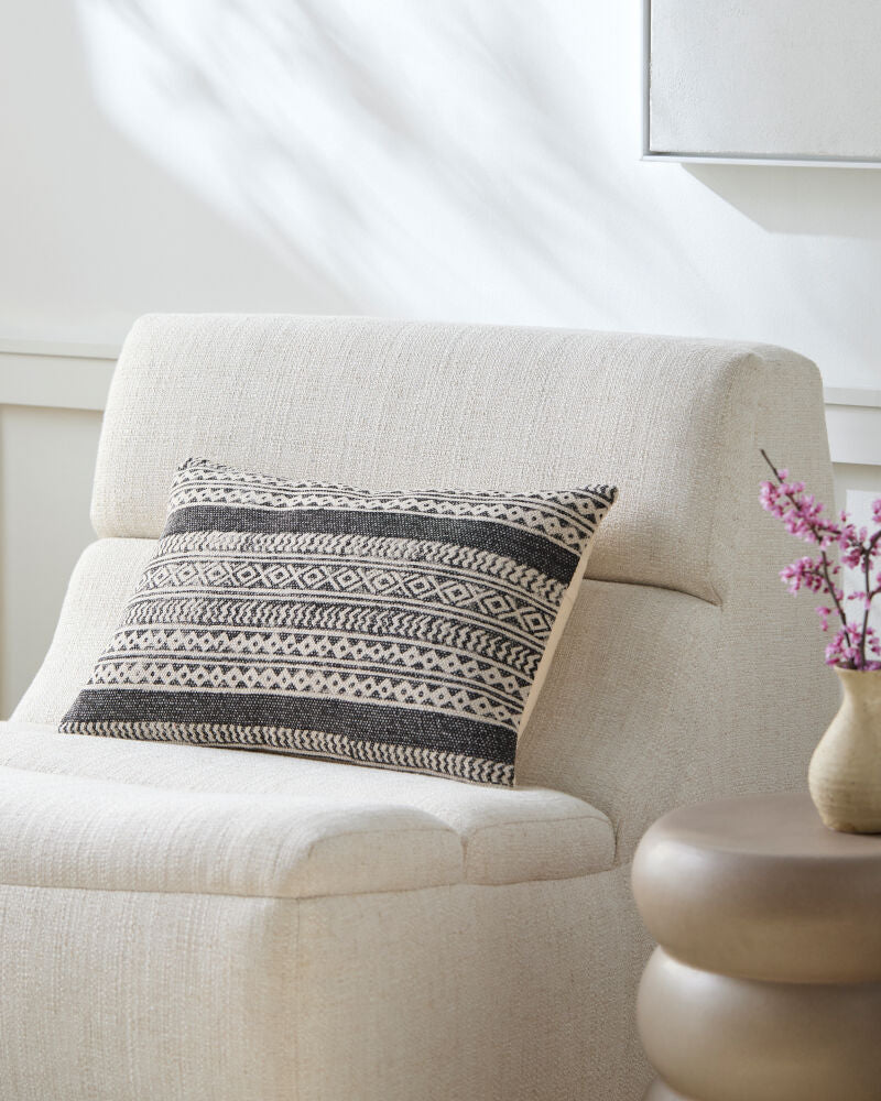 Janya Lumbar Pillow JNY-013 - styleshot