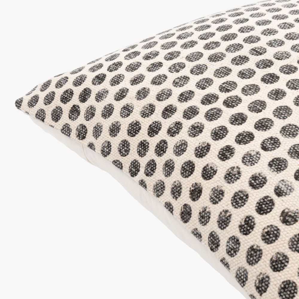 Janya Lumbar Pillow JNY-019 - corner