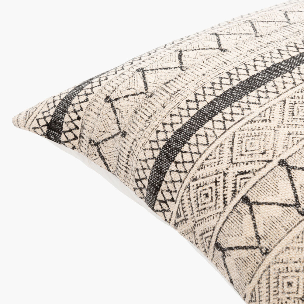 Janya Lumbar Pillow JNY-022 - corner