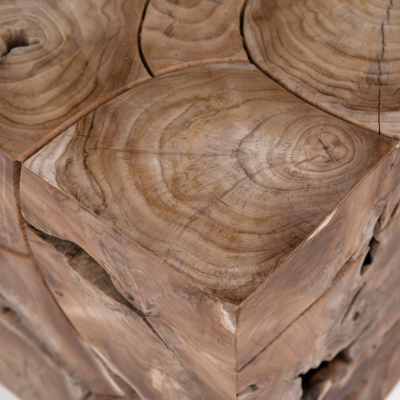 Briar Side Table 18"