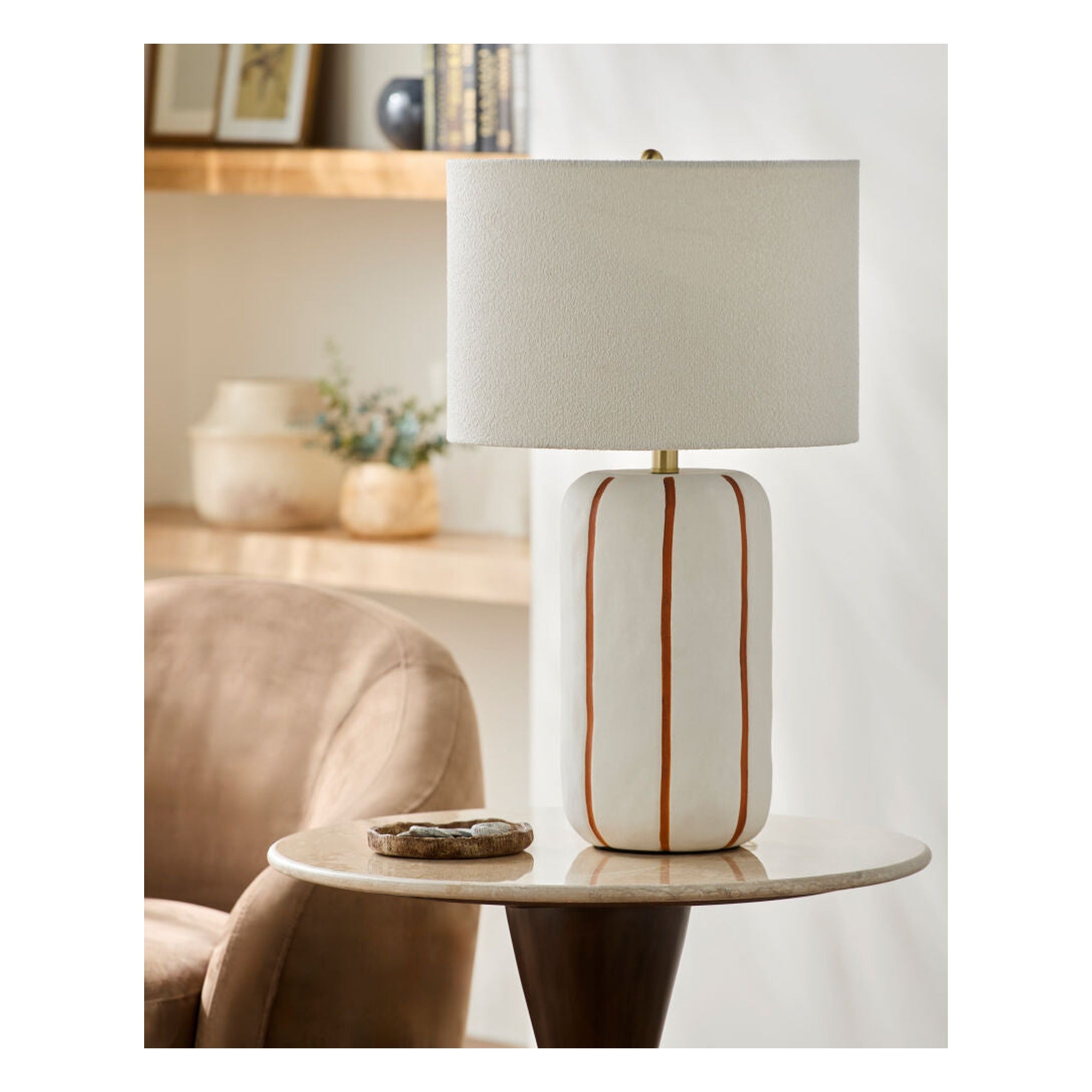 Kinki Accent Table Lamp KKI-001 - styleshot