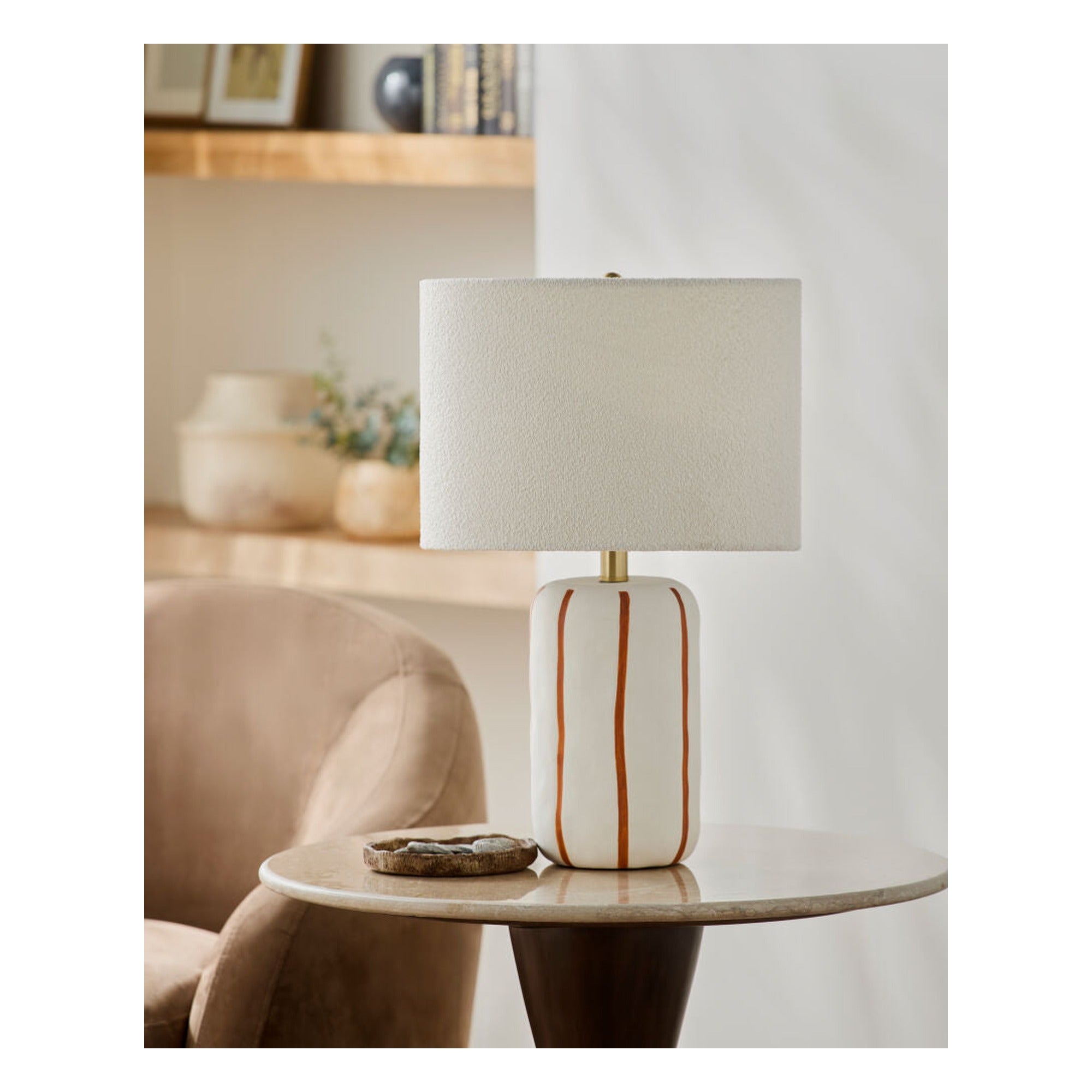 Kinki Accent Table Lamp KKI-005 - styleshot