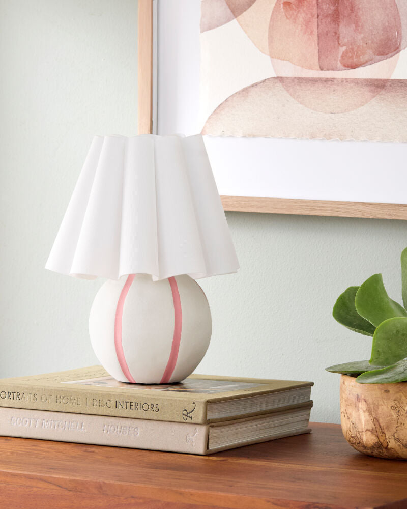 Kinki Accent Table Lamp KKI-009 - styleshot