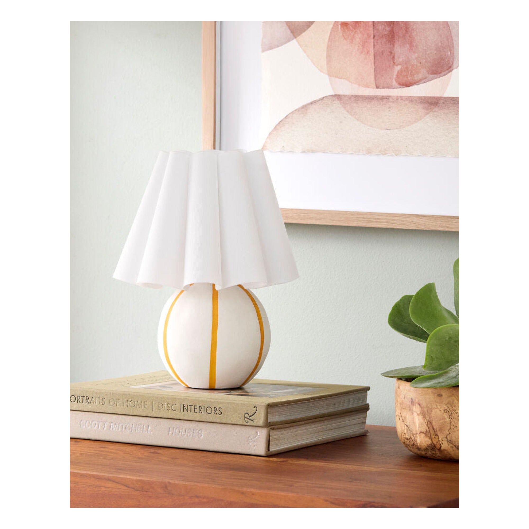 Kinki Accent Table Lamp KKI-011 - styleshot