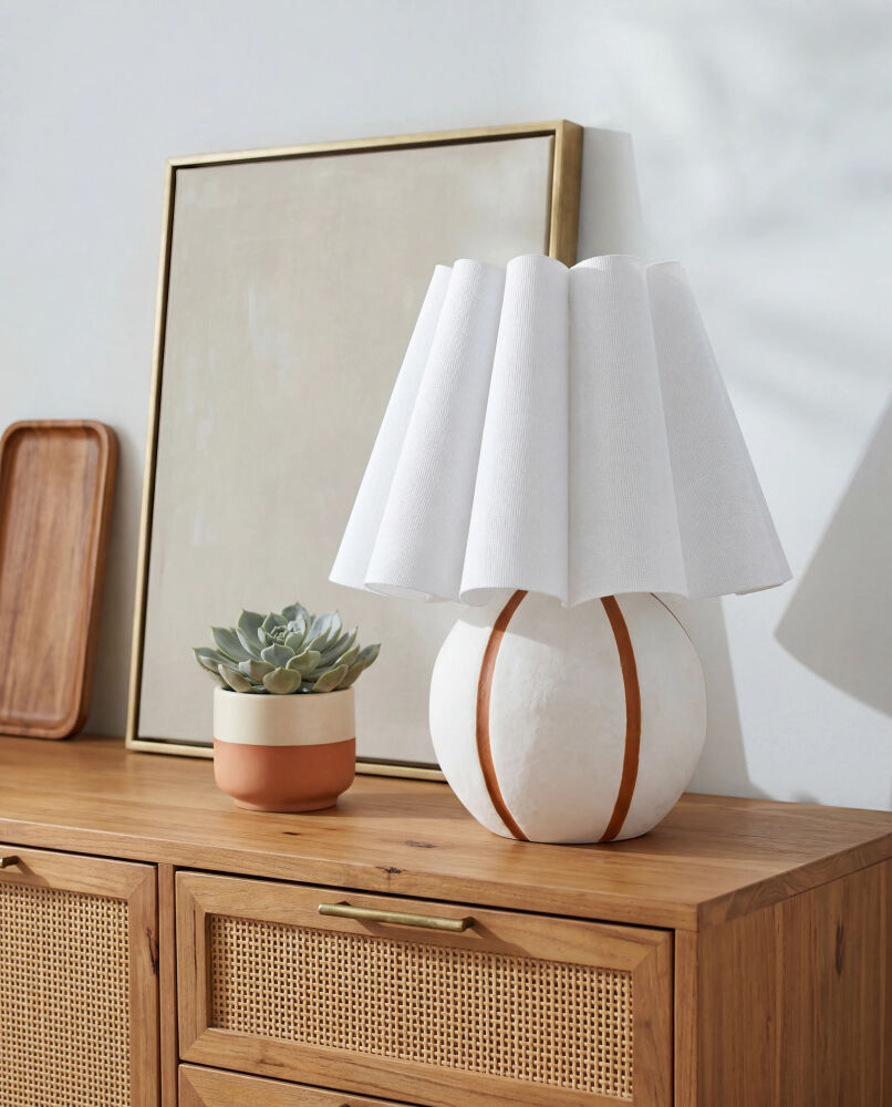 Kinki Accent Table Lamp KKI-012 - styleshot