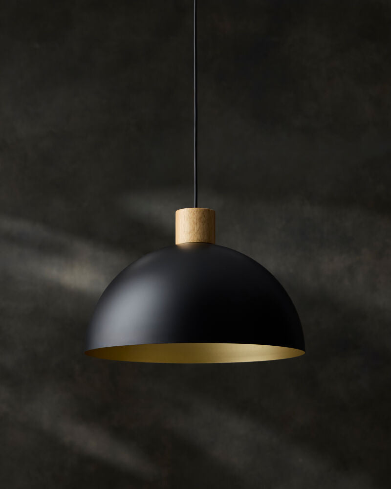 Kanpa Pendant - styleshot