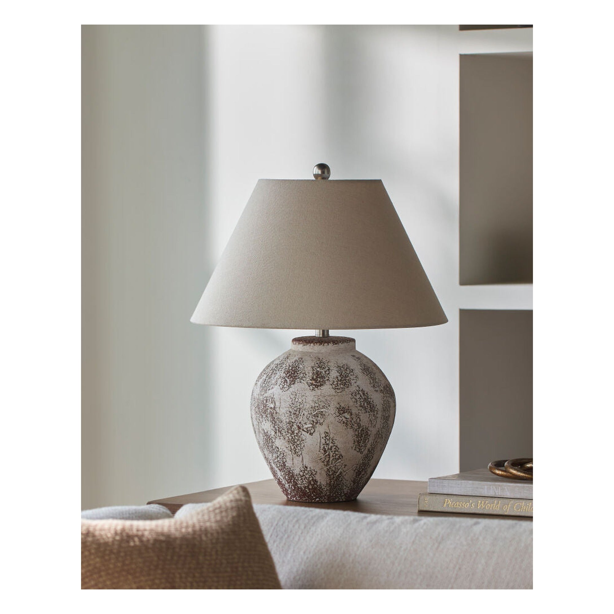 Kremis Accent Table Lamp - styleshot