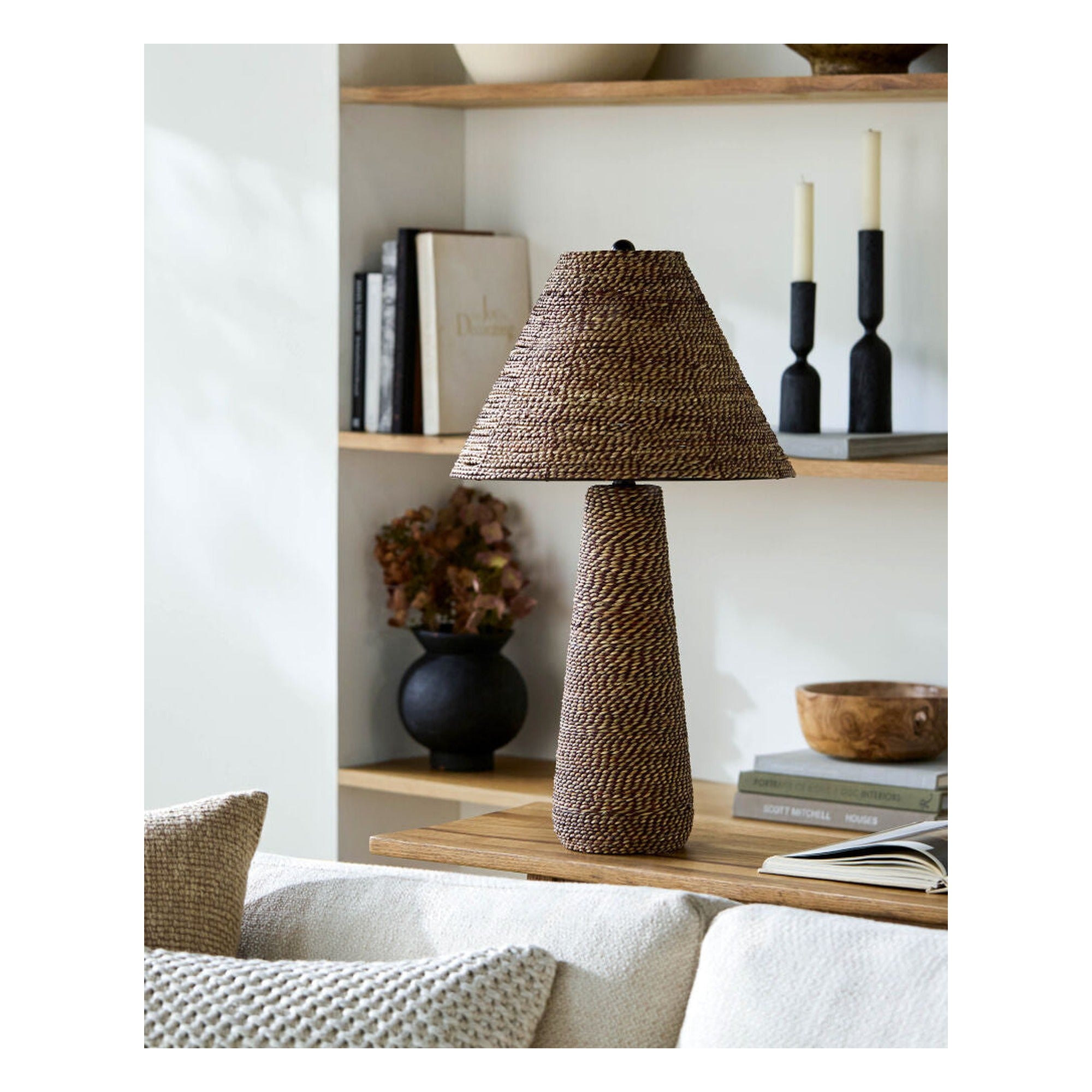 Laggan Accent Table Lamp LAG-001 - styleshot