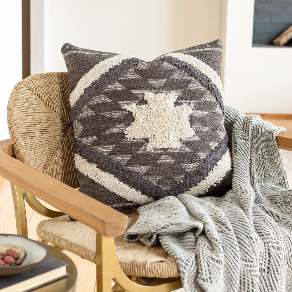 Lachlan Accent Pillow LCH-001 - styleshot