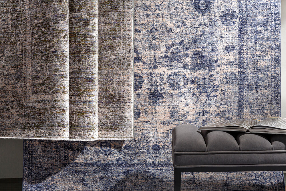Lincoln Denim/White Machine Woven Rug LIC-2302 - styleshot