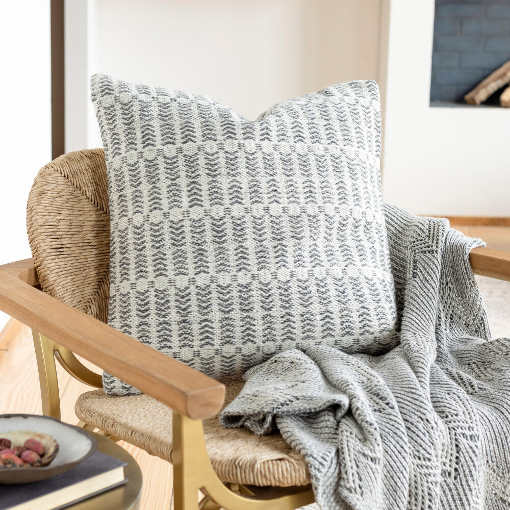Leif Accent Pillow LIF-001 - styleshot