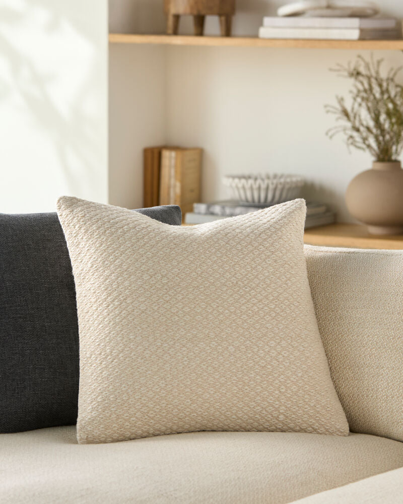 Leif Accent Pillow LIF-002 - styleshot