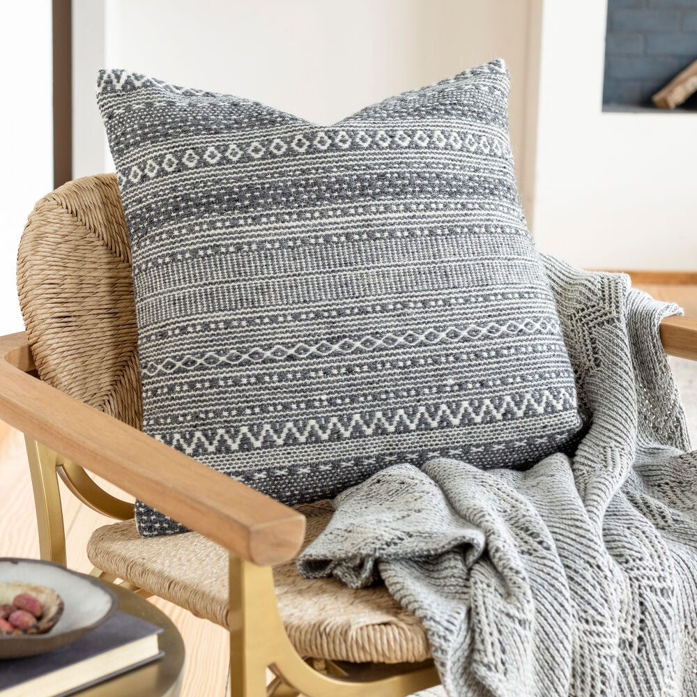 Leif Accent Pillow LIF-005 - styleshot