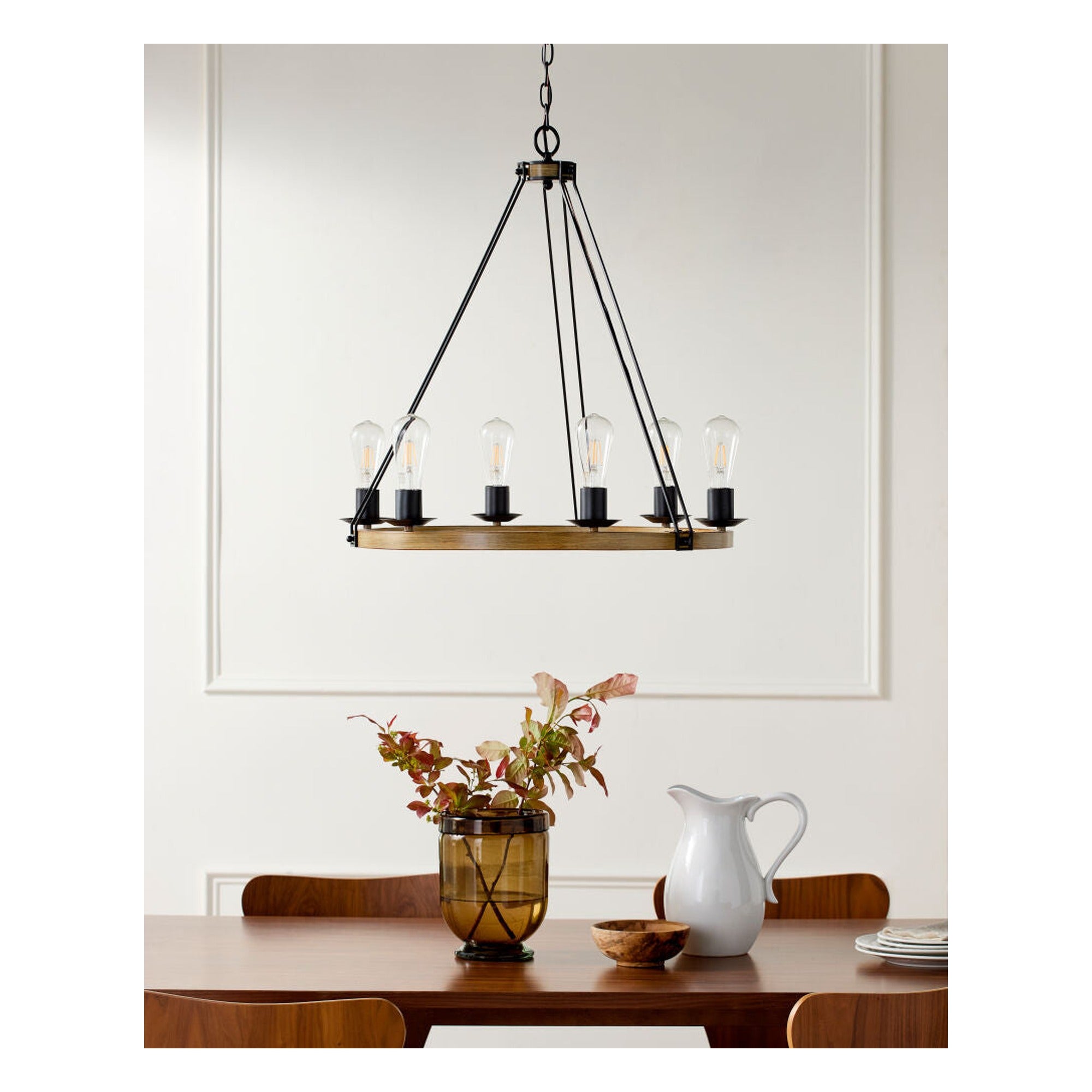 Linares Chandelier - styleshot