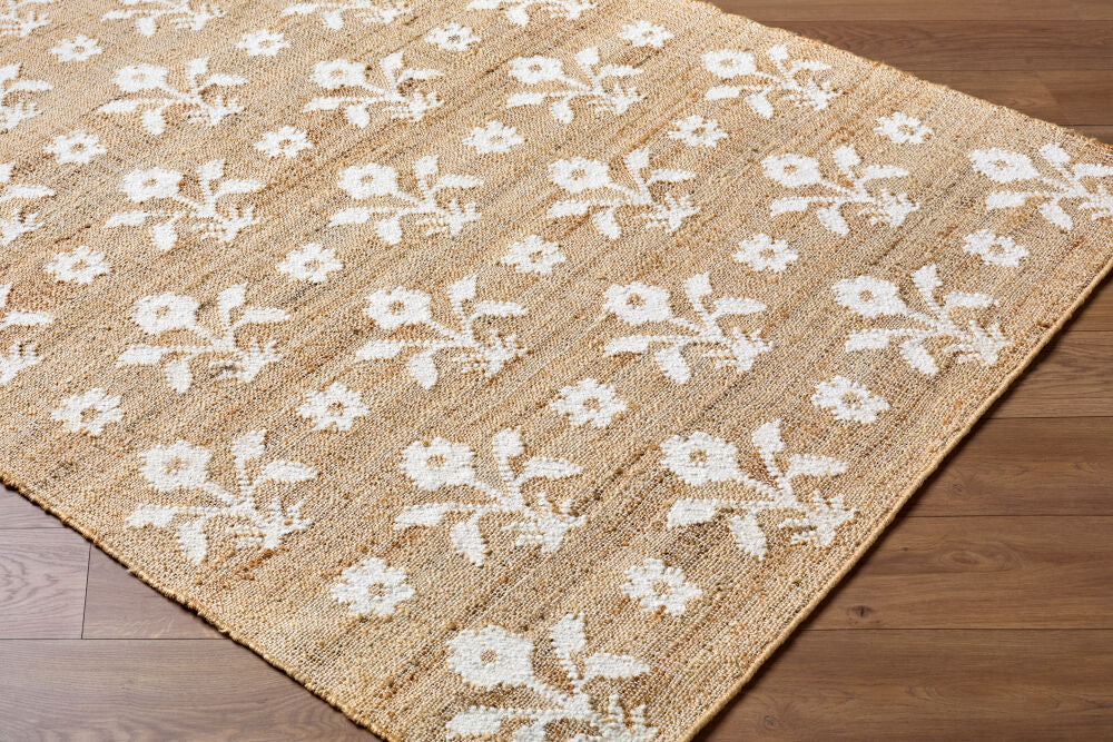 Strawblossom Handmade Rug - corner