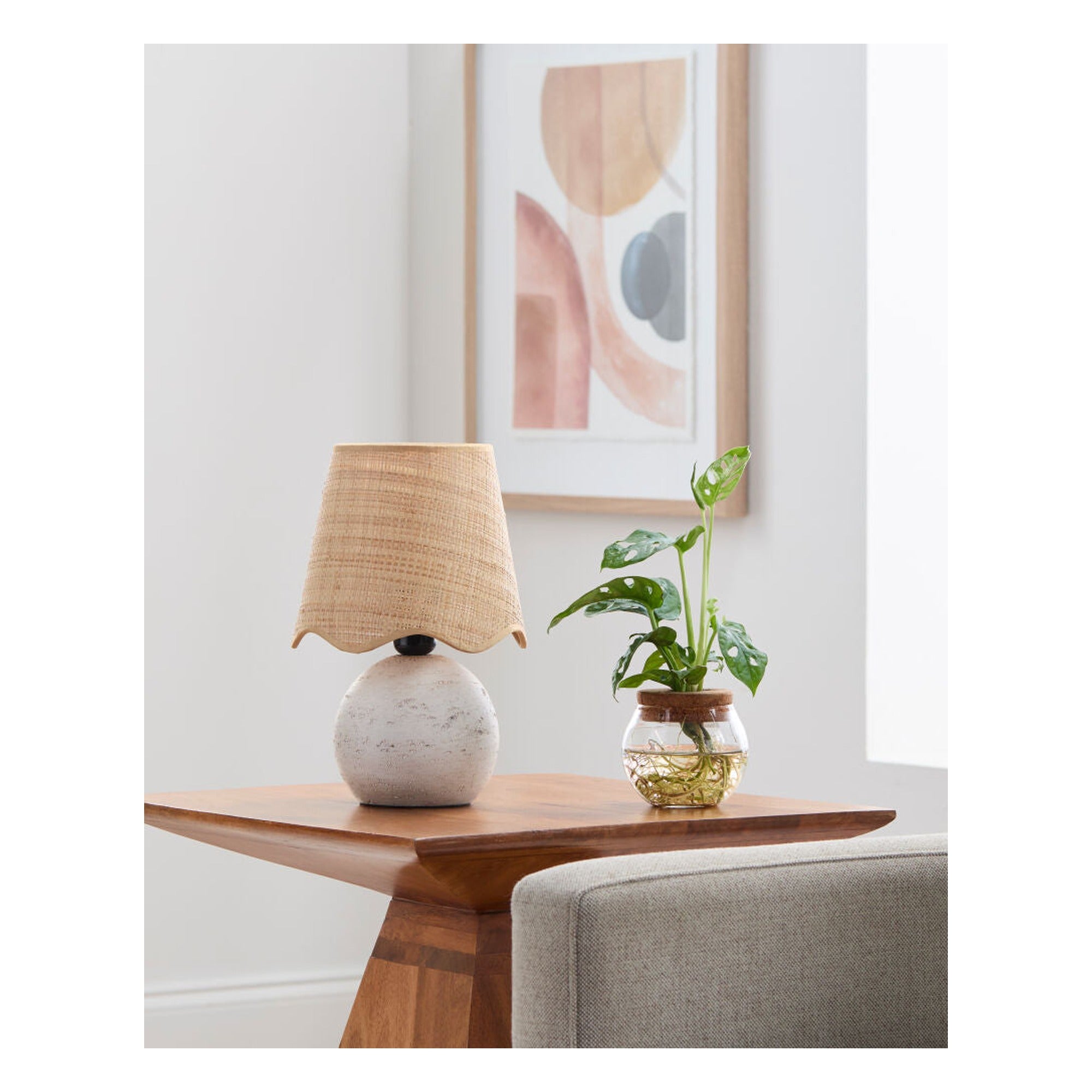 Lomba Accent Table Lamp LMB-001 - styleshot