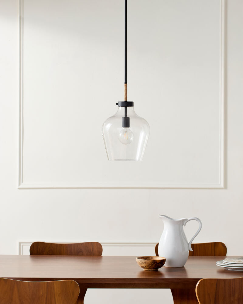 Lavaur Pendant - styleshot