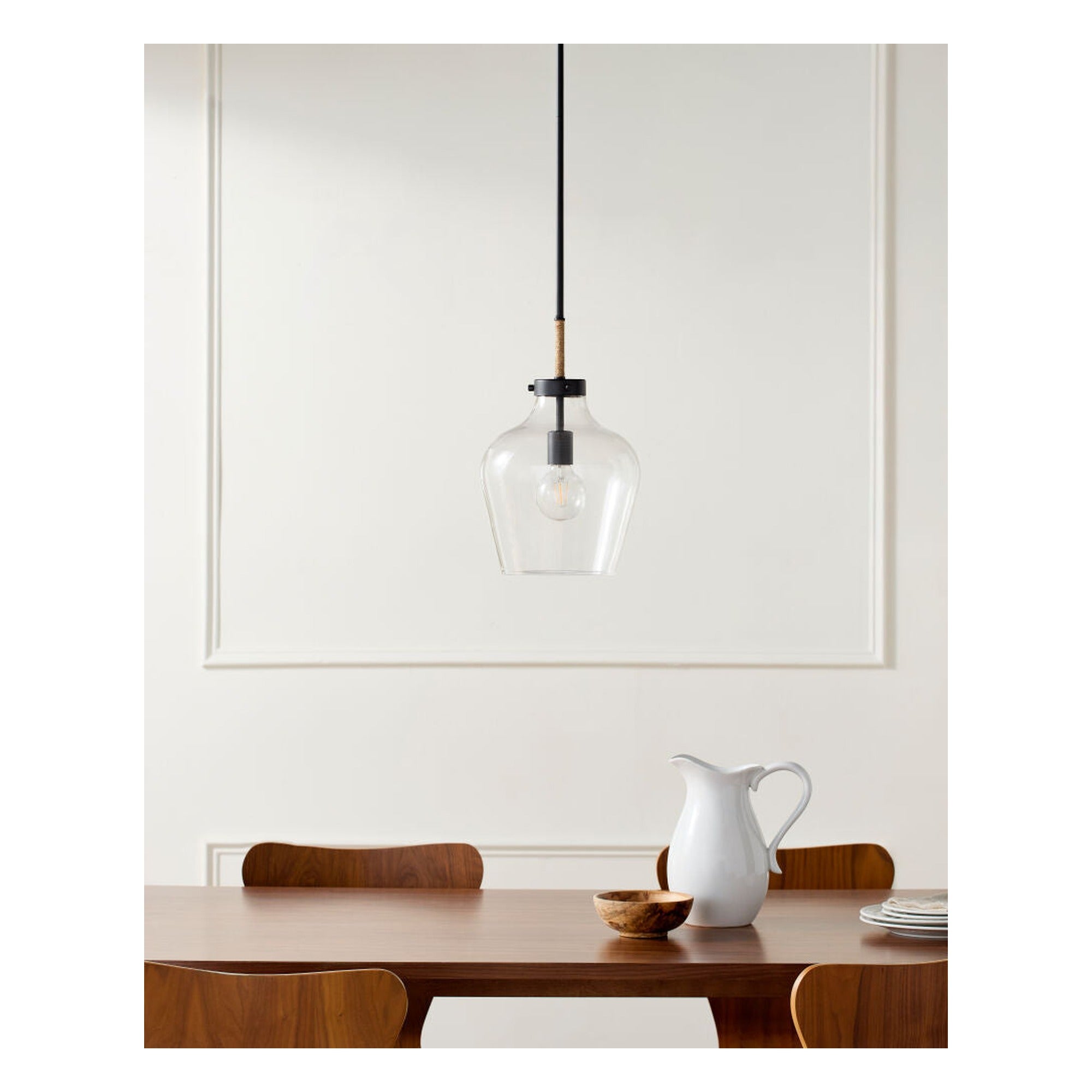 Lavaur Pendant - styleshot