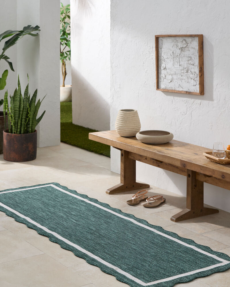 Miami Beach Cream/Dark Green Machine Woven Rug - styleshot