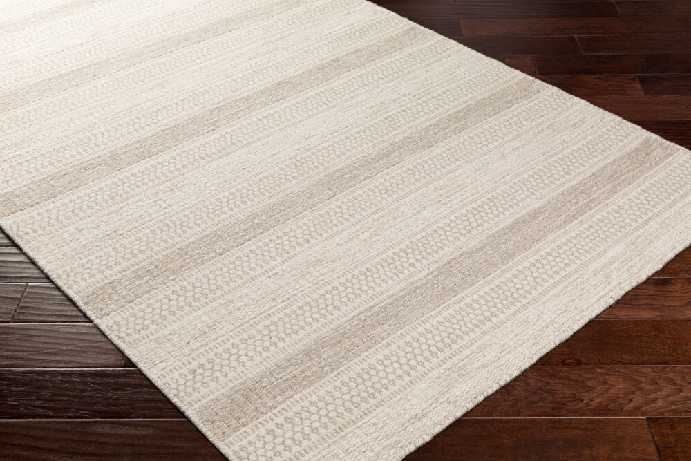 Mardin Cream/Medium Gray Handmade Rug - corner