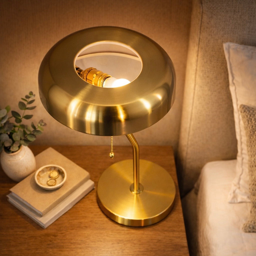 Metro Table Lamp | Luxurious Gold and Crisp White