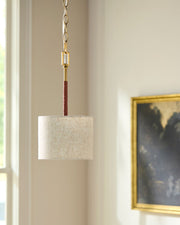 Majen Pendant - styleshot