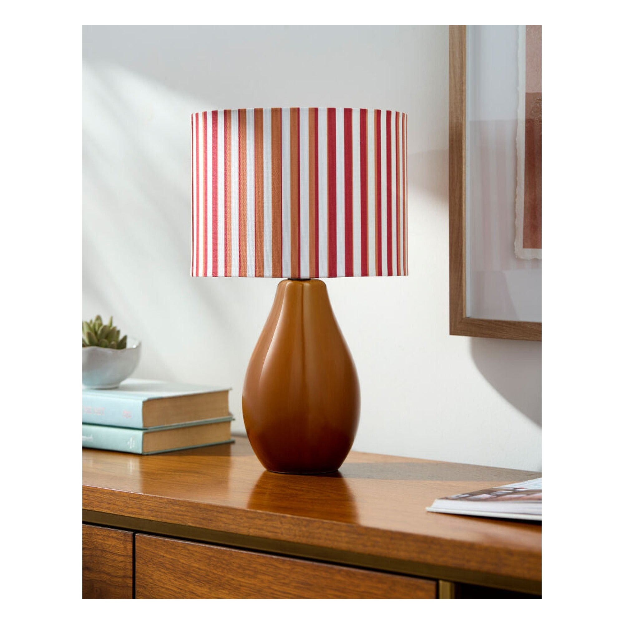 Melbu Accent Table Lamp MLB-010 - styleshot