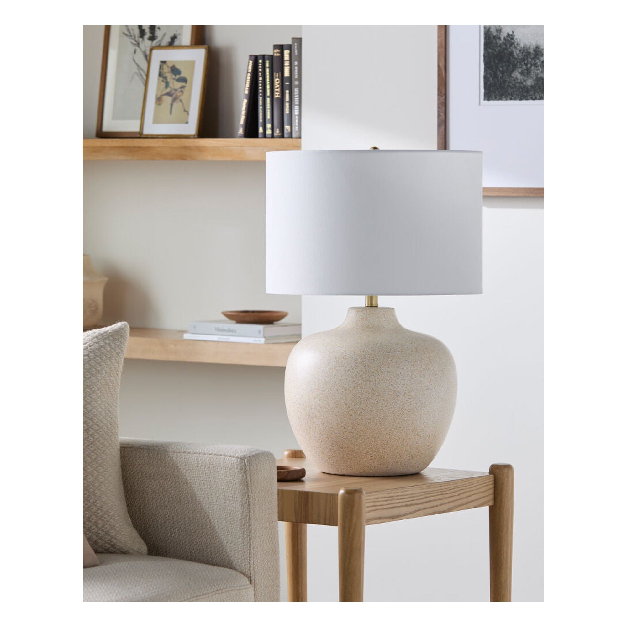 Monowai Accent Table Lamp MNW-001 - styleshot