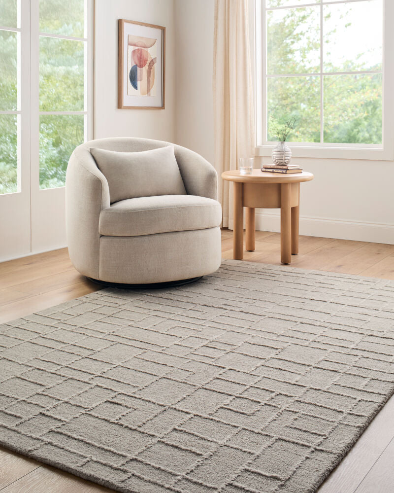 Matterhorn Medium Gray Handmade Rug - roomscene