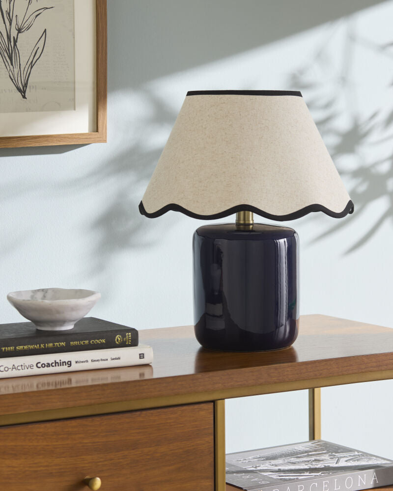 Marivela Accent Table Lamp MVLA-023 - styleshot