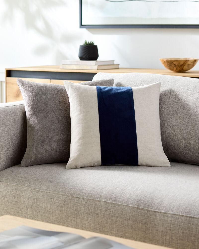 Moza Accent Pillow MZA-003 - styleshot