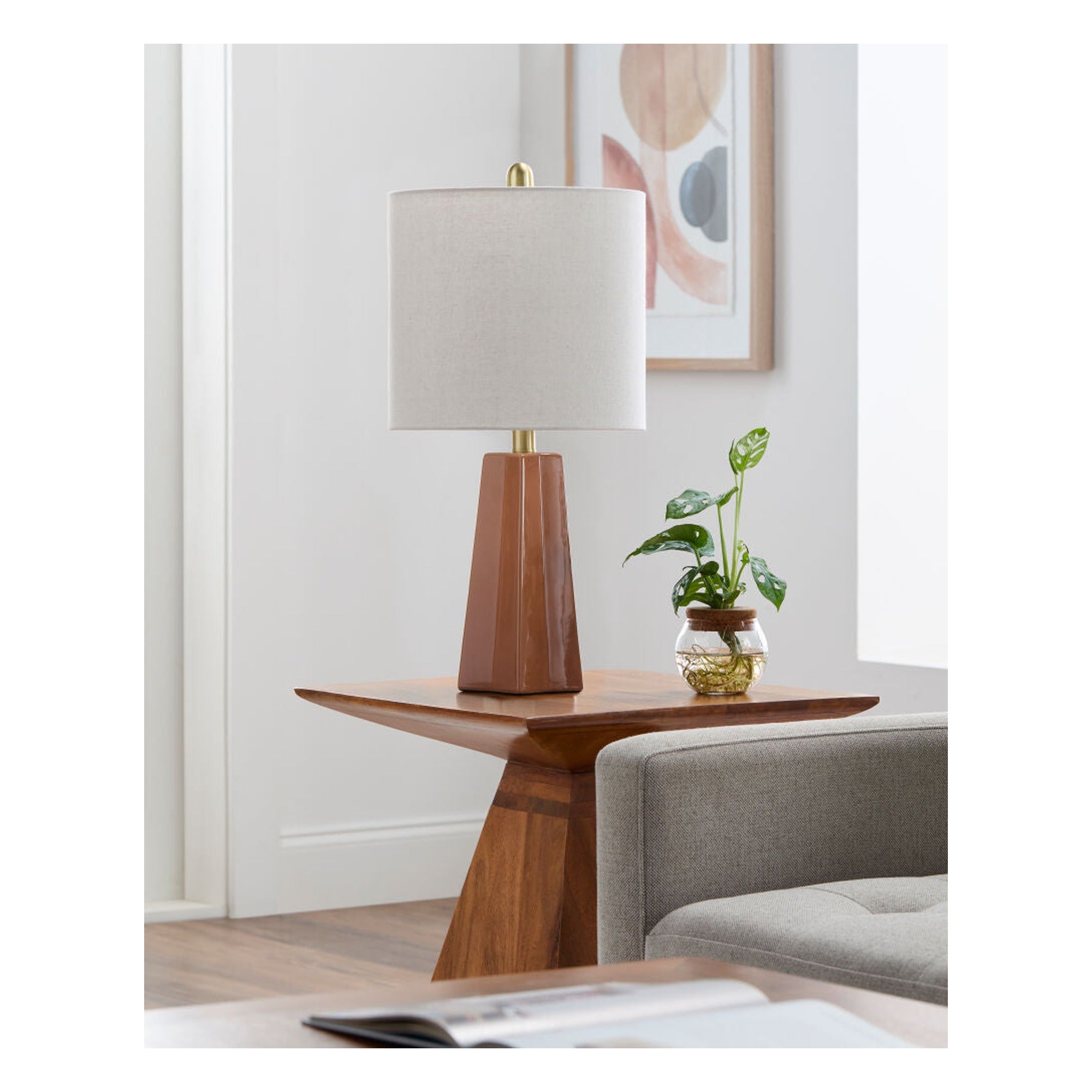 Stellan Accent Table Lamp NLL-009 - styleshot